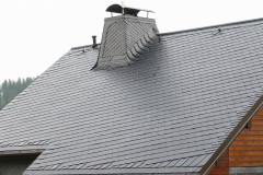 Schieferdach Höhn Deutscher Deckung Wangenkehle