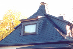 Schieferdach Höhn Deutscher Deckung Wangenkehle